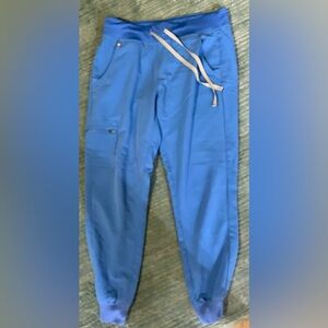 Figs Jogger Scrub Pants. Small Petite. Ceil Blue.
